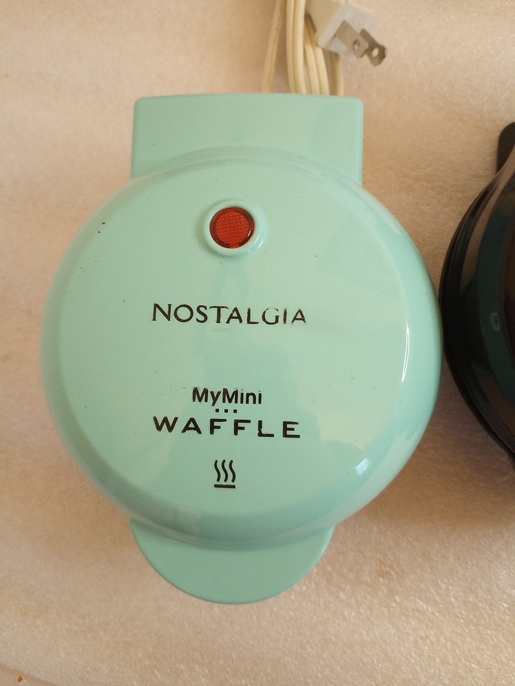 Mini Waffle Maker 3 Mini Waffle Makers Dash Holstein Nostalgia Brands