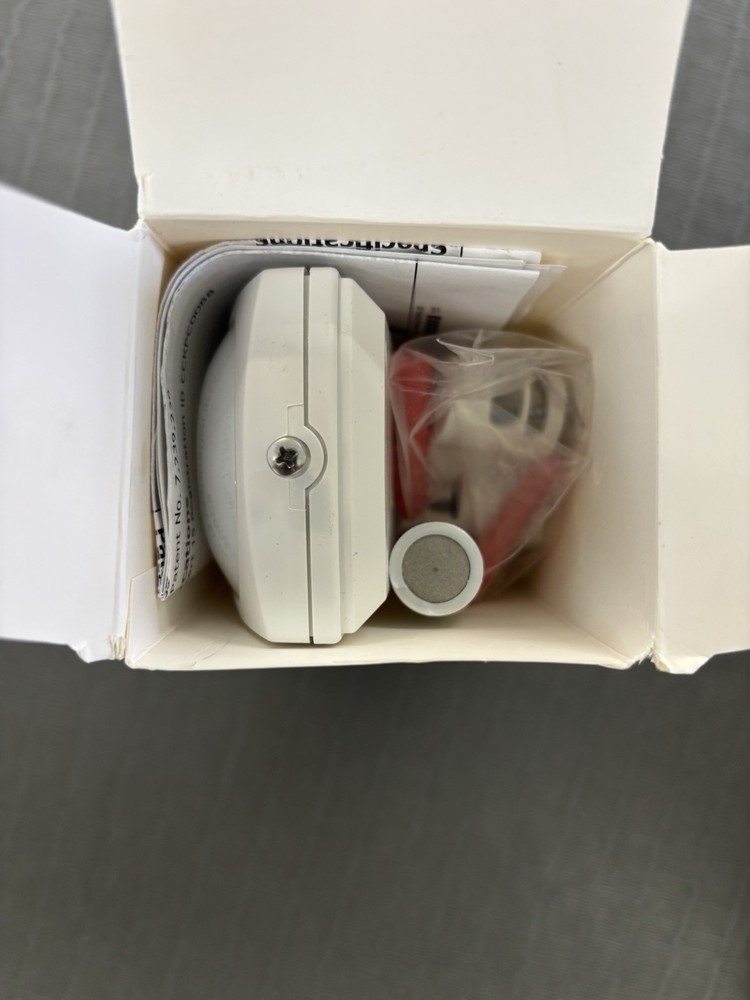 DMP 1121-W Wireless PIR Motion Detector - New - Read
