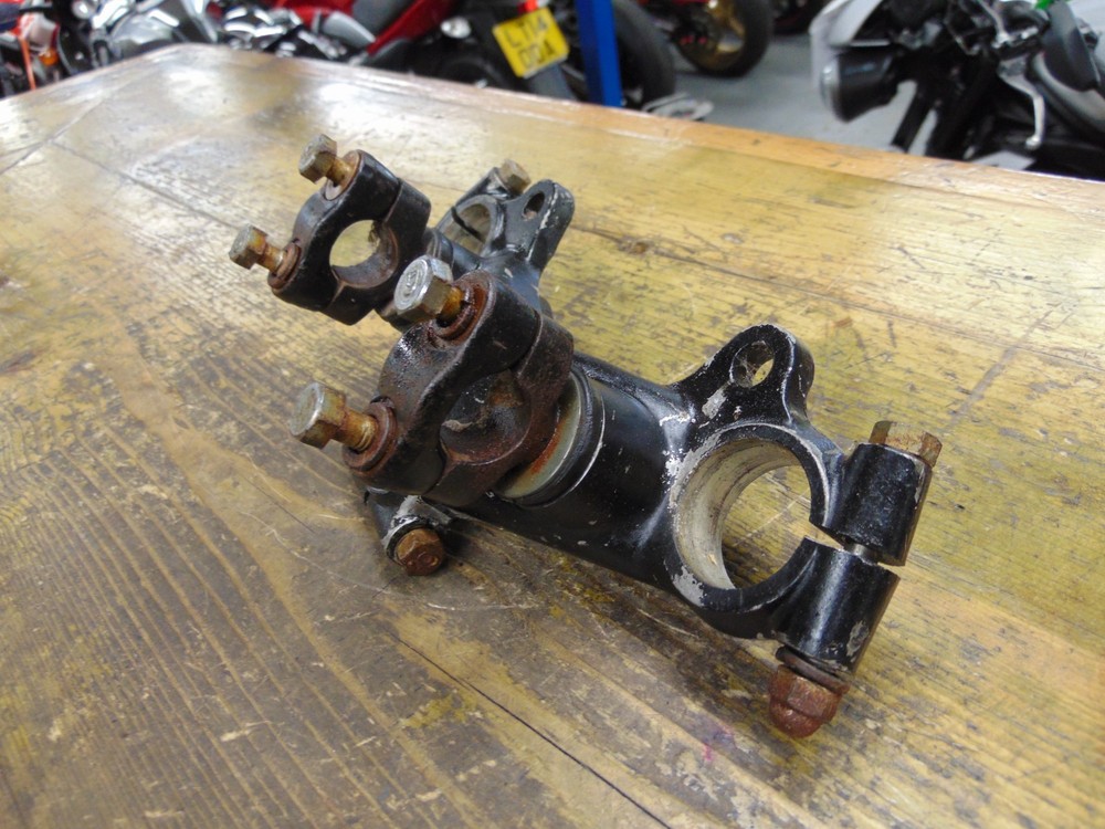 YAMAHA RD250DX TOP YOKE