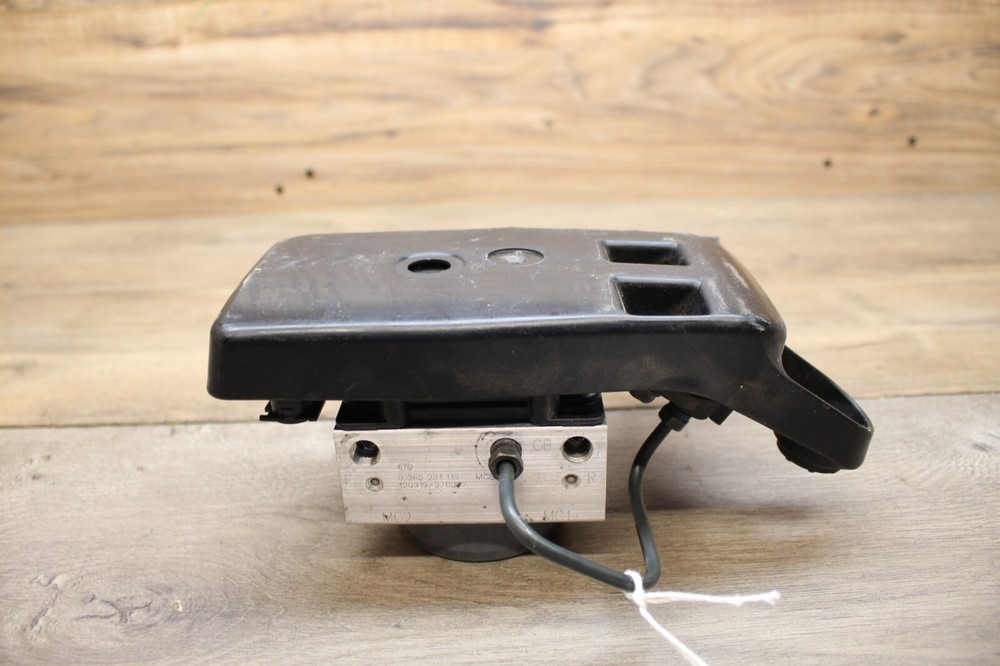 14 15 16 Honda VFR800 ABS CONTROL MODULE