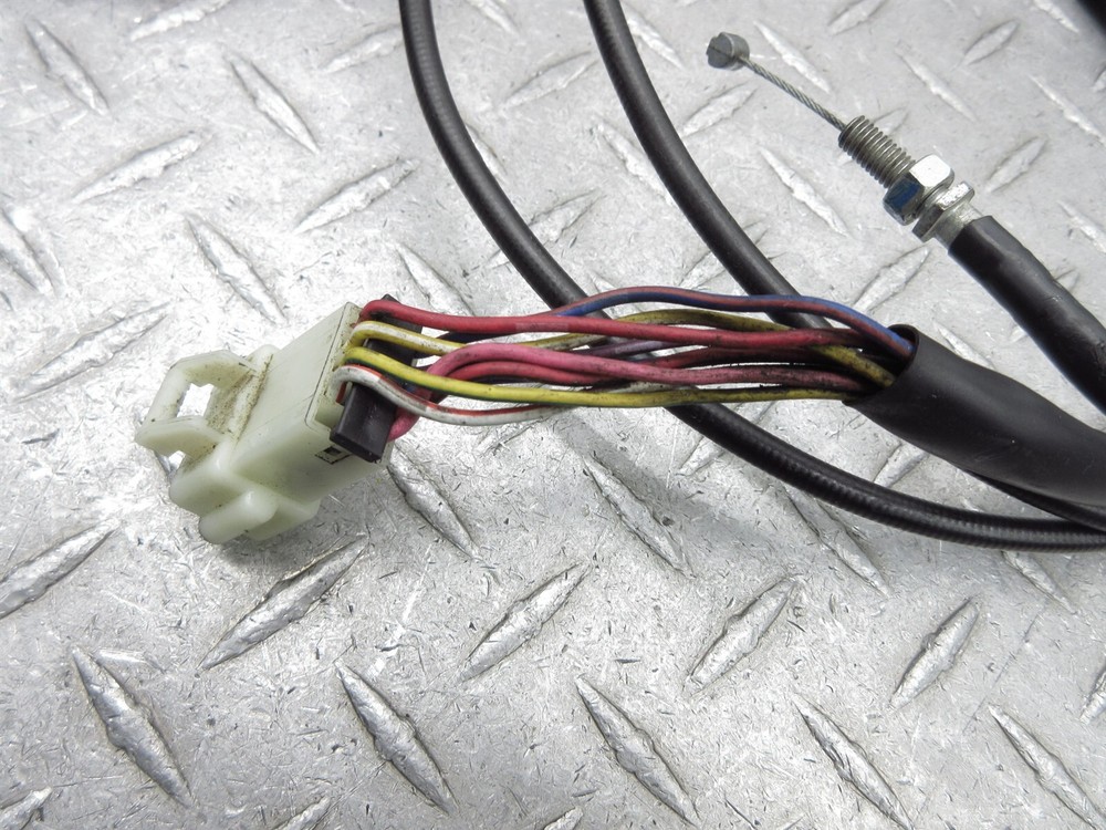 2005 04-05 Victory Kingpin Right Switch Throttle Control Cable Handlebar Grip