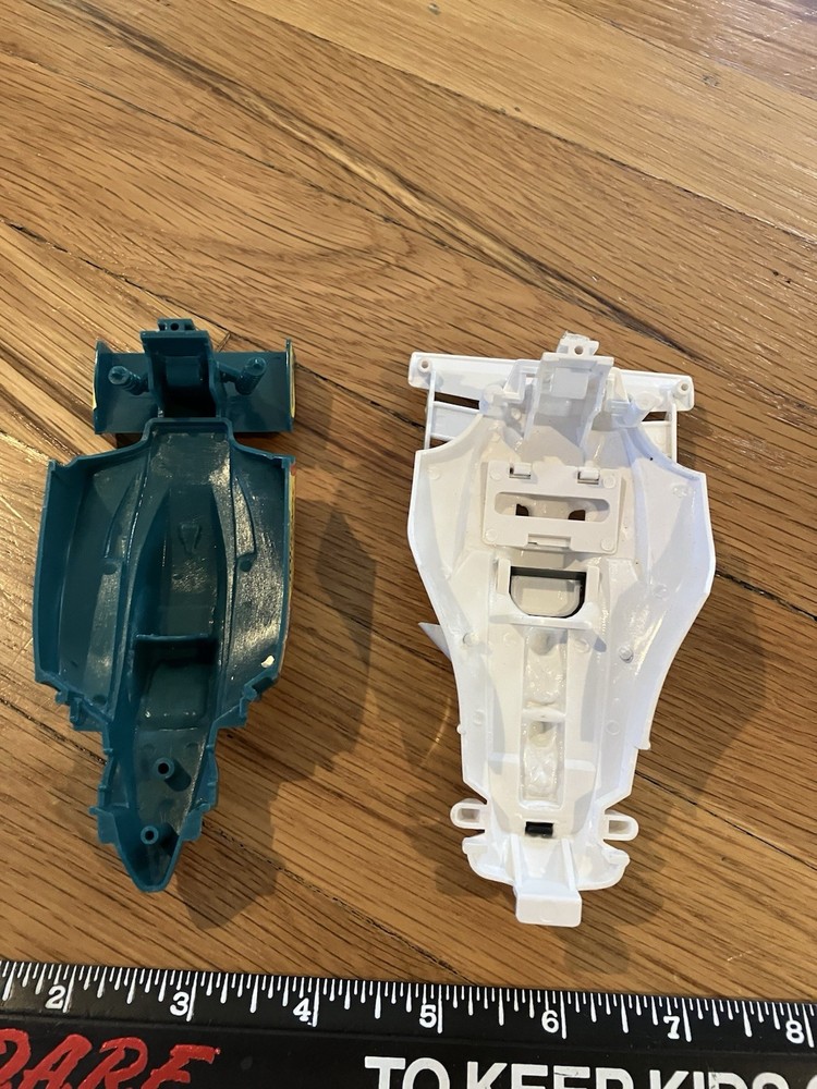 VTG Hasbro Record Breakers Bodies Body Only Wolf and Sureshot