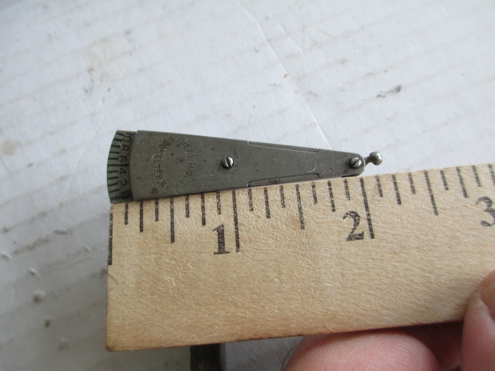Dial Indicator Ideal Tool Co Rochester NY U.S.A. 0.010 range B15