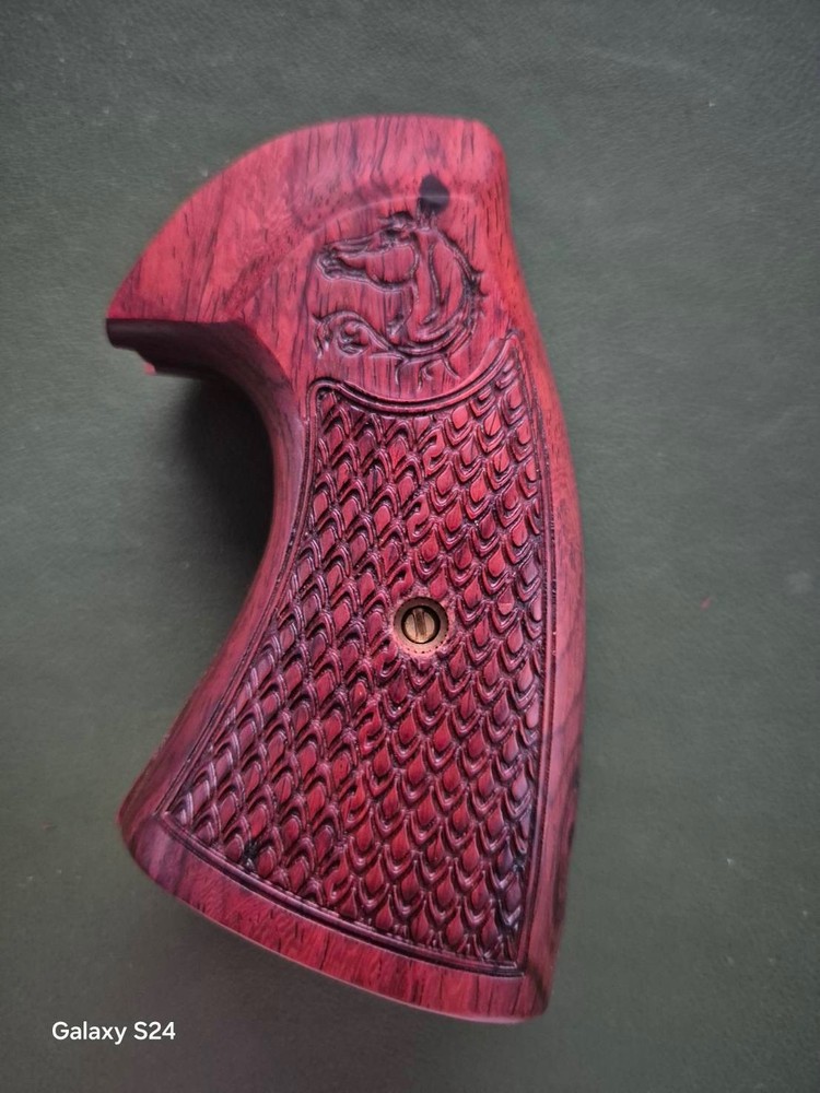 Colt Python grips Old or New E/I frame,Python re-designed 2020,Handmade Thailand