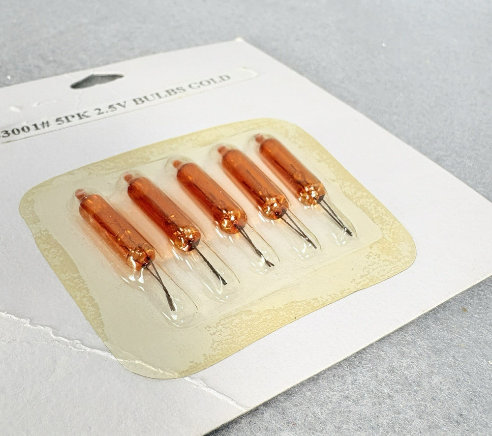 2.5 volt Christmas Light Bulbs GOLD Mini for 50 100 150 count Light Strings