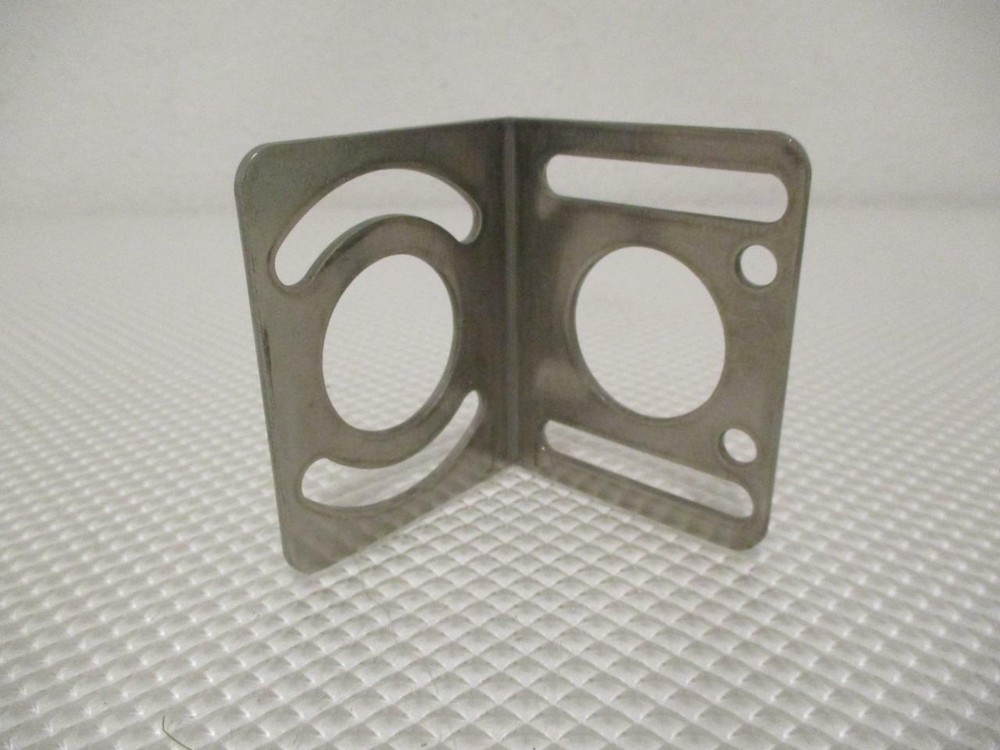 ONE NEW IFM MOUNTING STAINLESS STEEL BRACKET E20831