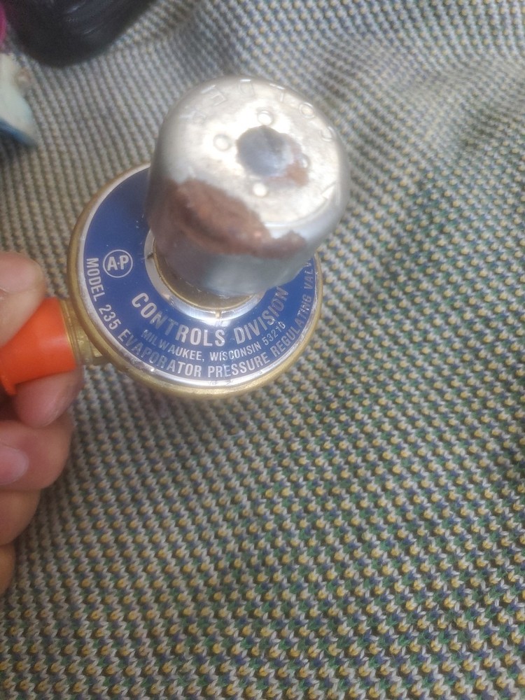 Eaton 235 Evaporator Pressure Regulating Valve