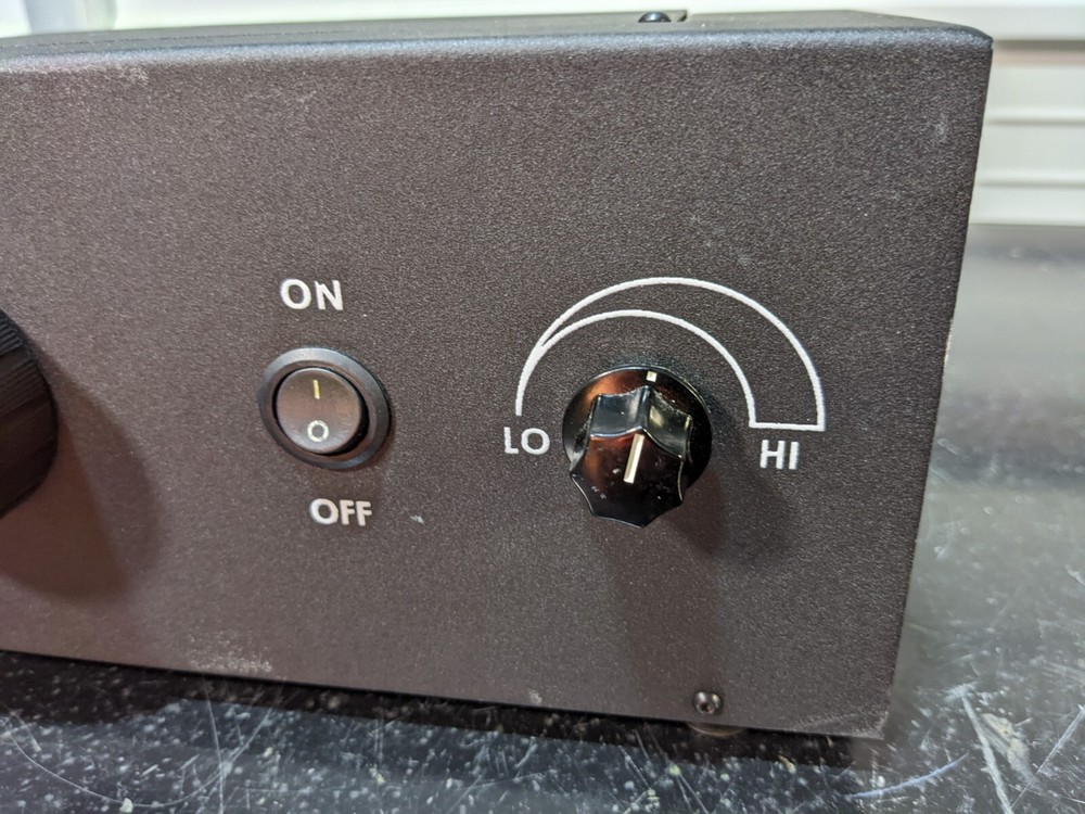 Fisher Scientific 1256236 Fiber Optic Illuminator Source