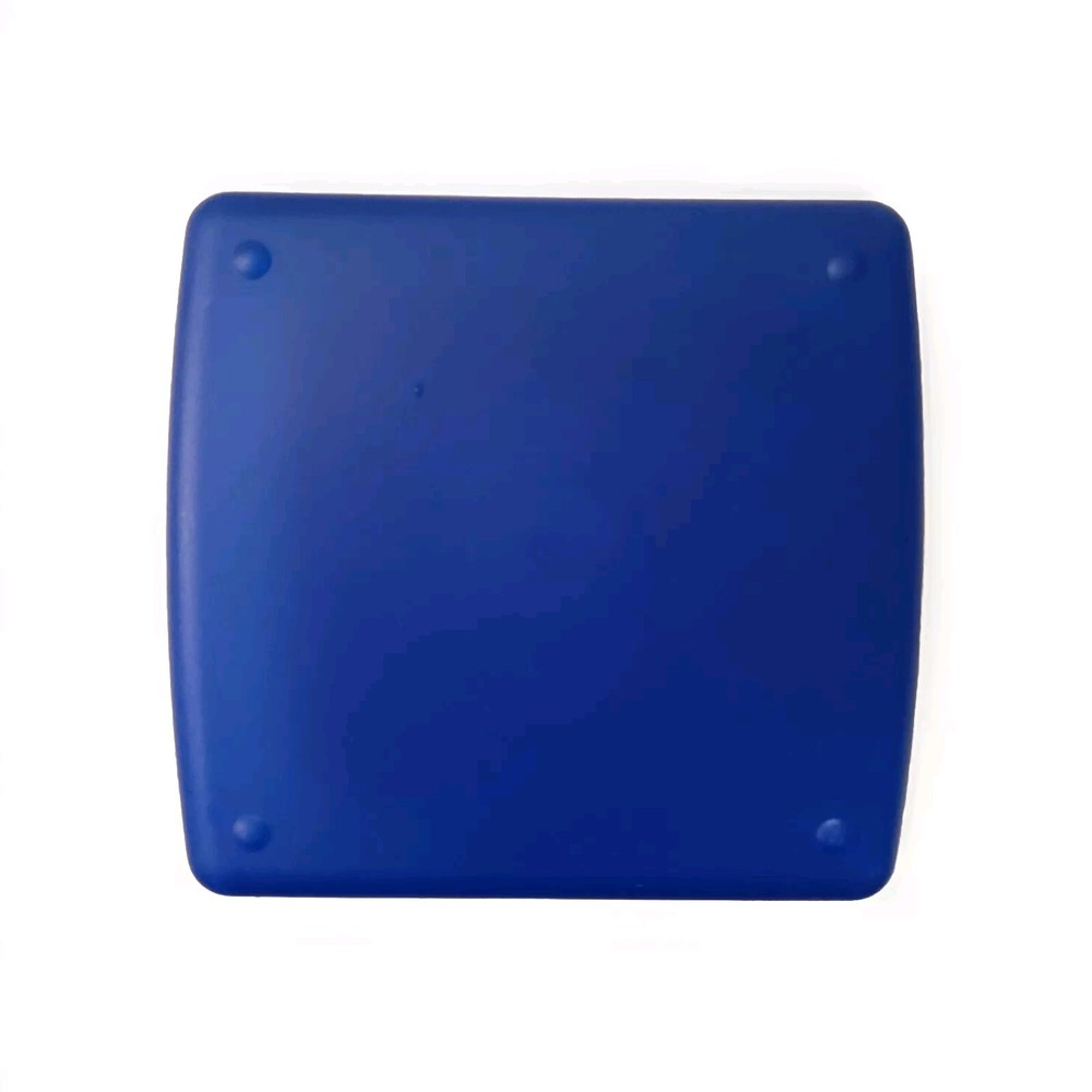Blue Plastic Tupperware Polar Bear Snowboard Sandwich Keeper Lunchbox Container