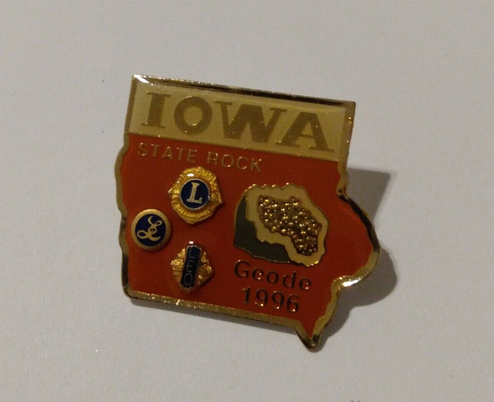 Iowa State Rock Geode 1996 Souvenir Lapel Pin