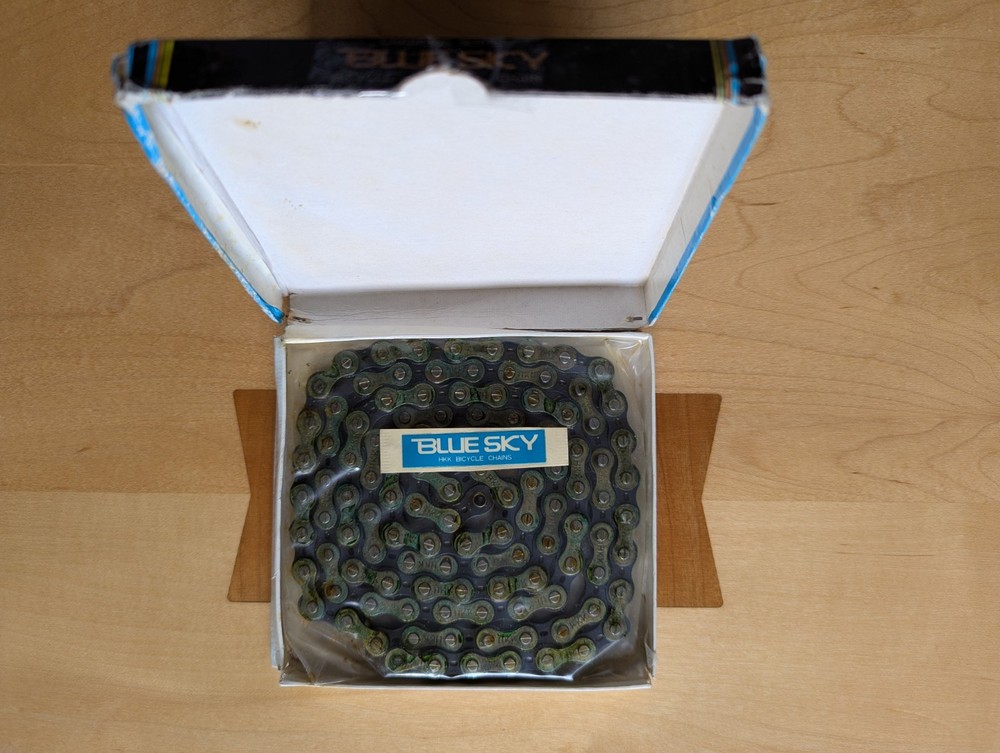 HKK BLUE SKY BICYCLE CHAIN VINTAGE NOS