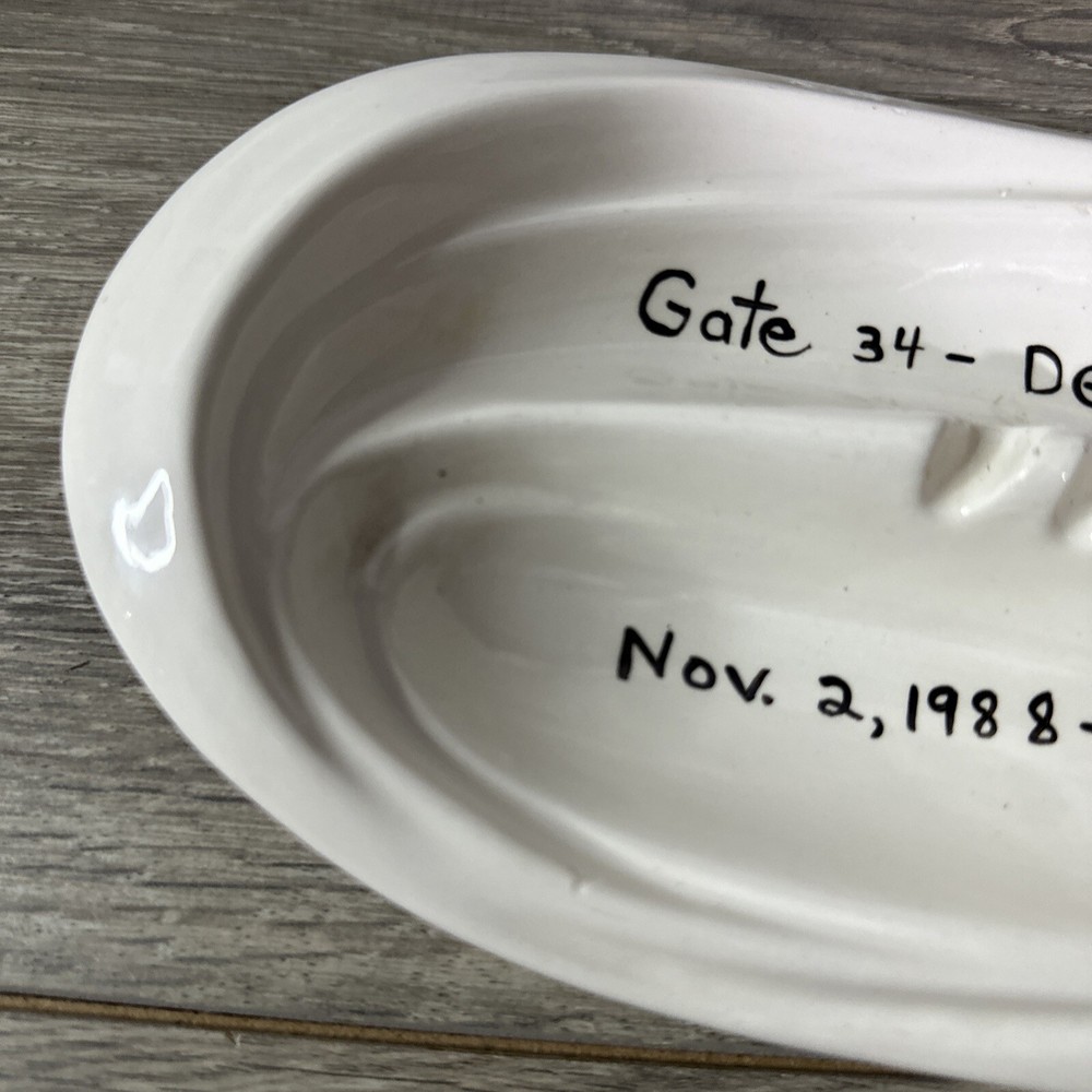Ashtray Delta Airlines?