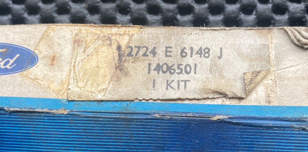 VINTAGE FORD PISTON RING KIT : 1406501