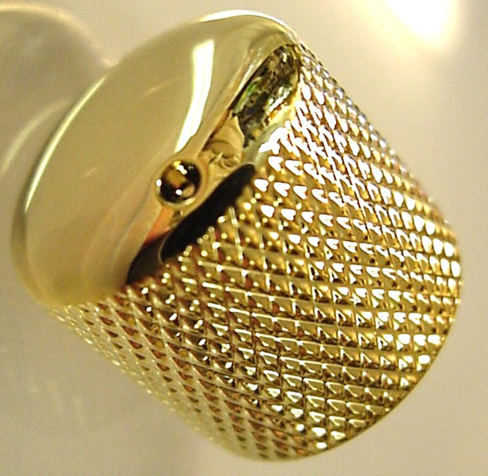 GOLD PUSH-ON ELECTRIC GUITAR KNOB WITH DOT MARKER