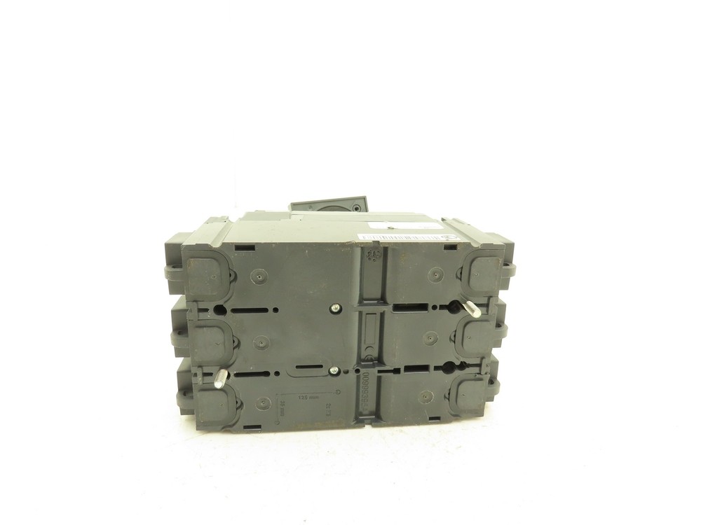Schneider NSX100B Compact Circuit Breaker 28-40A 800V 3 Pole Panel Disconnect