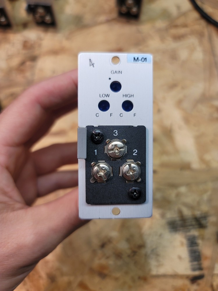 TOA M-01 Mic Amp Input Module Plugin 900 Series
