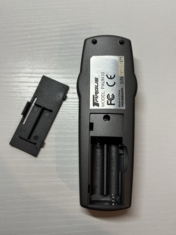 Targus PAUM30 Notebook Wireless Presenter Remote Control w/ Laser Pointer Gray