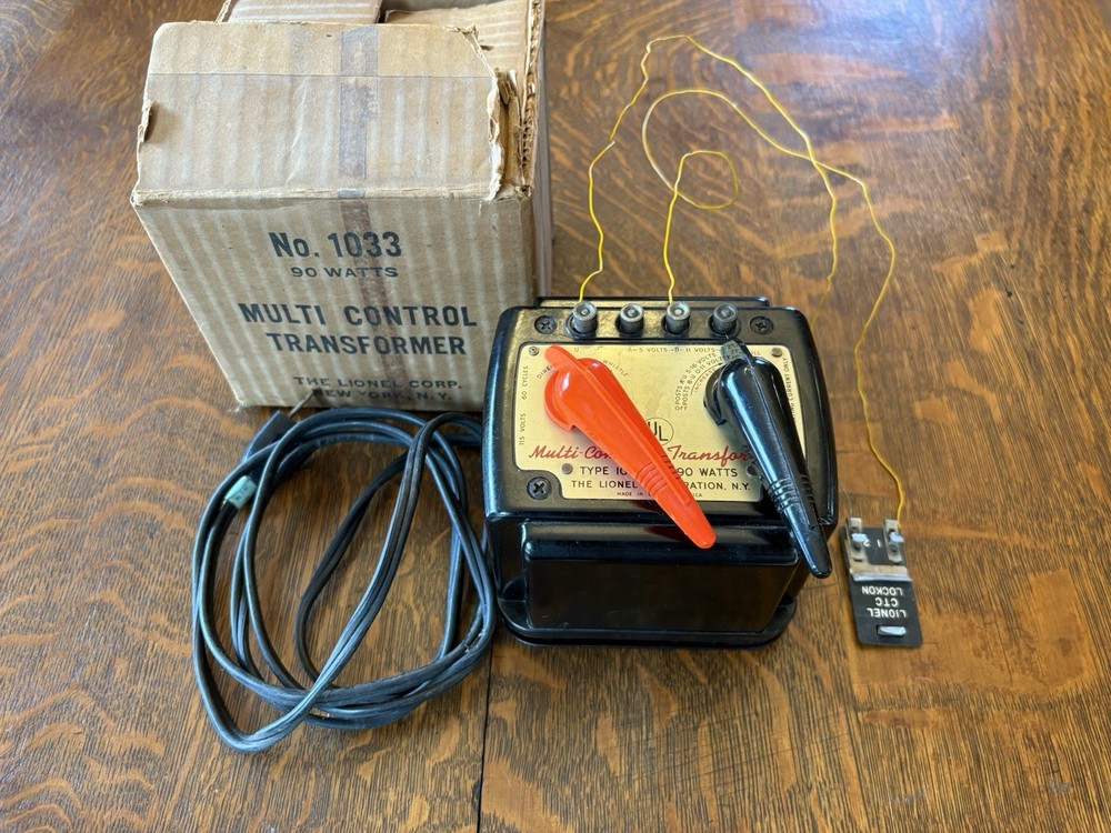 Lionel 1033 Multi Control Transformer  90 Watt With Original Box
