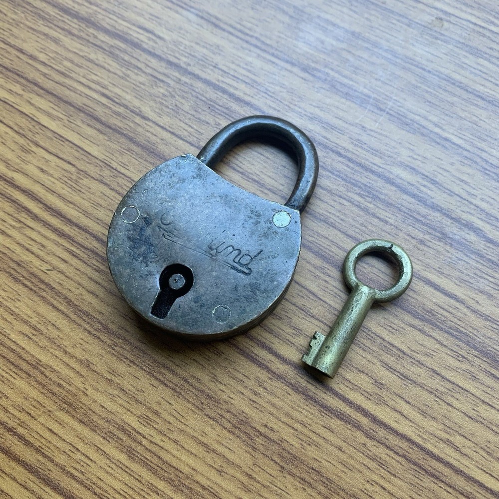 BRASS PADLOCK OR LOCK WITH KEY, small sized, OLD OR ANTIQUE