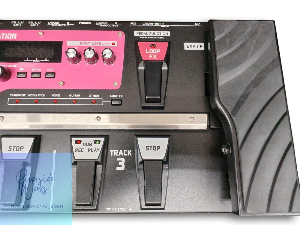 BOSS RC-300 Loop Station - Professional Looping Pedal JP