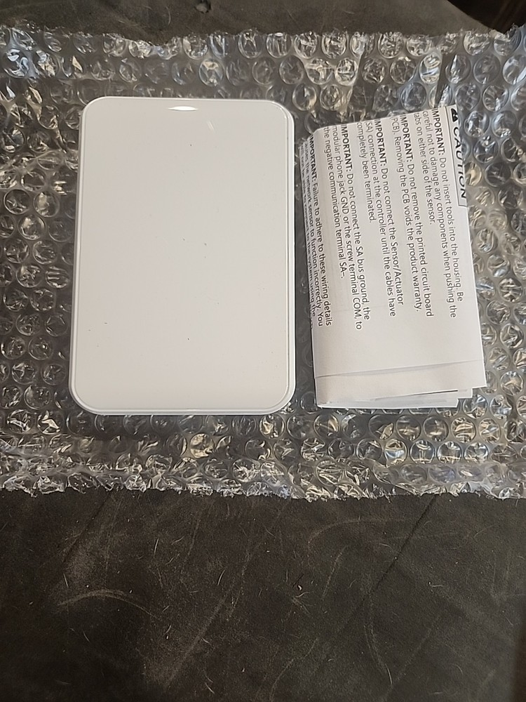 Johnson Controls NSB8BTN041-0 TEMP WHITE SENSOR NO LOGO