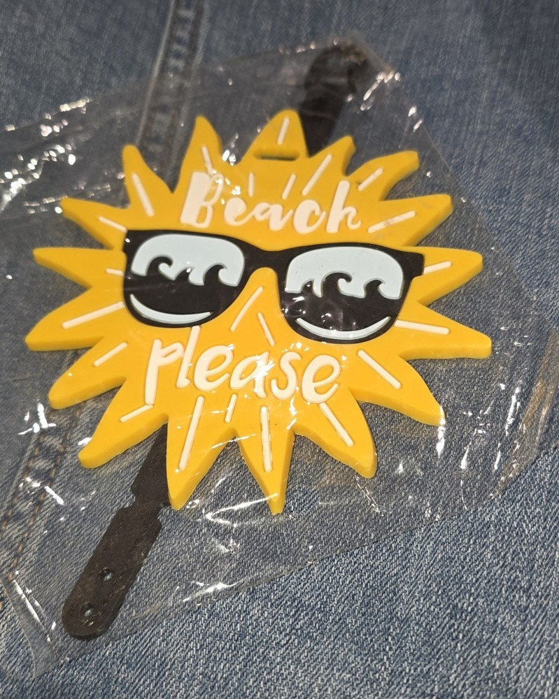 Sun-Shaped Plastic Luggage Tag 'Beach Please' Travel Accessory