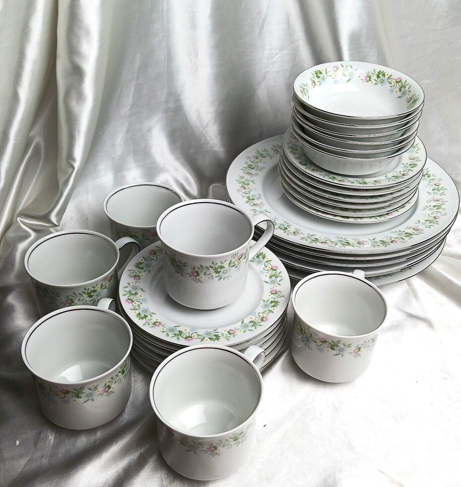 Johann Haviland Forever Spring Dinnerware Set for 6  (30 Pieces)