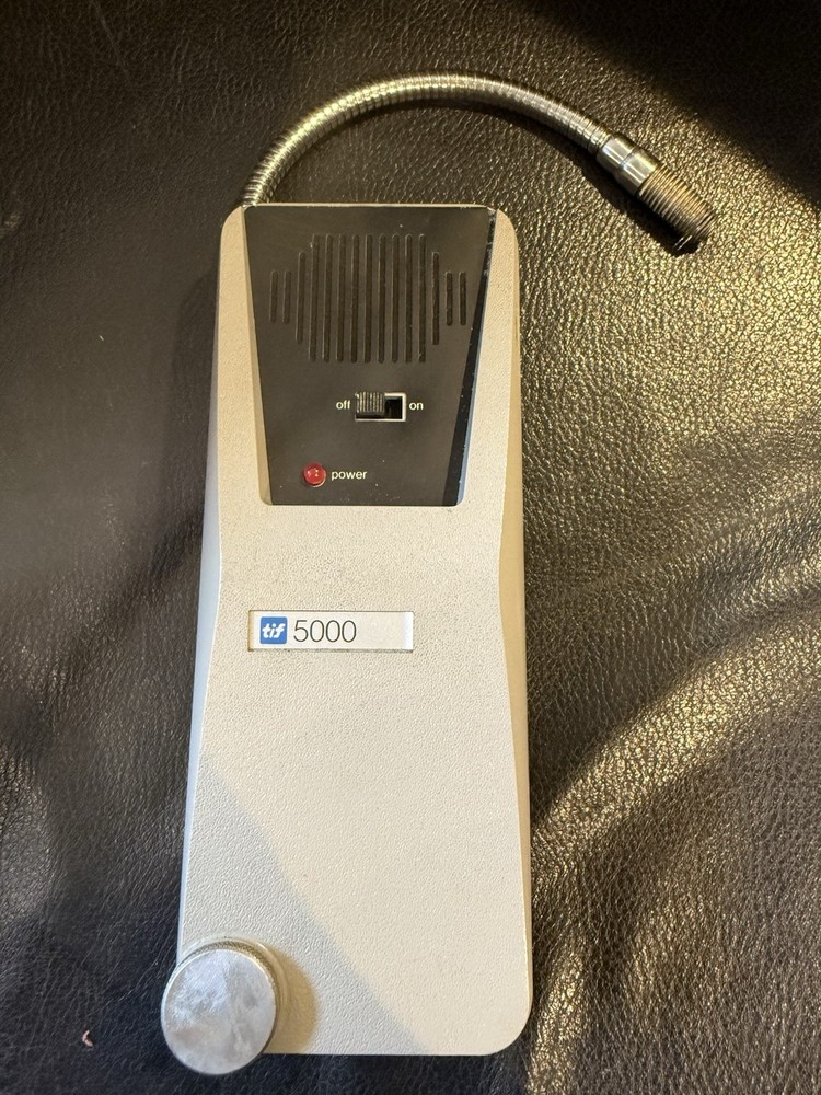 VINTAGE  TIF 5000 AUTOMATIC HALOGEN LEAK DETECTOR
