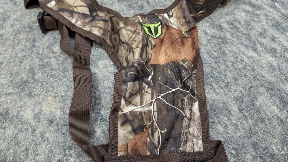 TIDEWE Binocular Harness Chest Pack MOLLE System, 2 Detachable Pouches CAMO