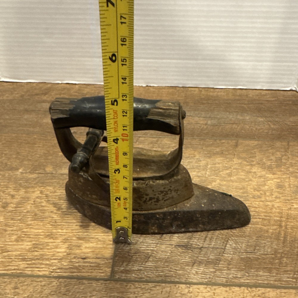 Antique" Asbestos" Sleeve Sad Iron