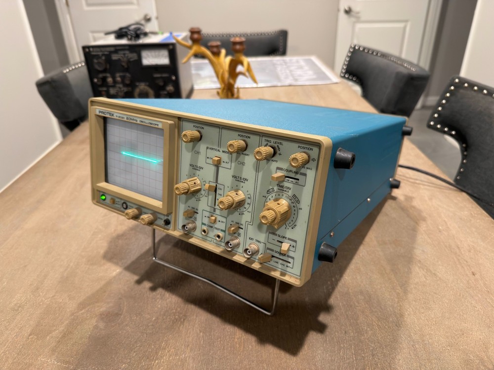 Protek Model P-2020  20 MHZ Oscilloscope