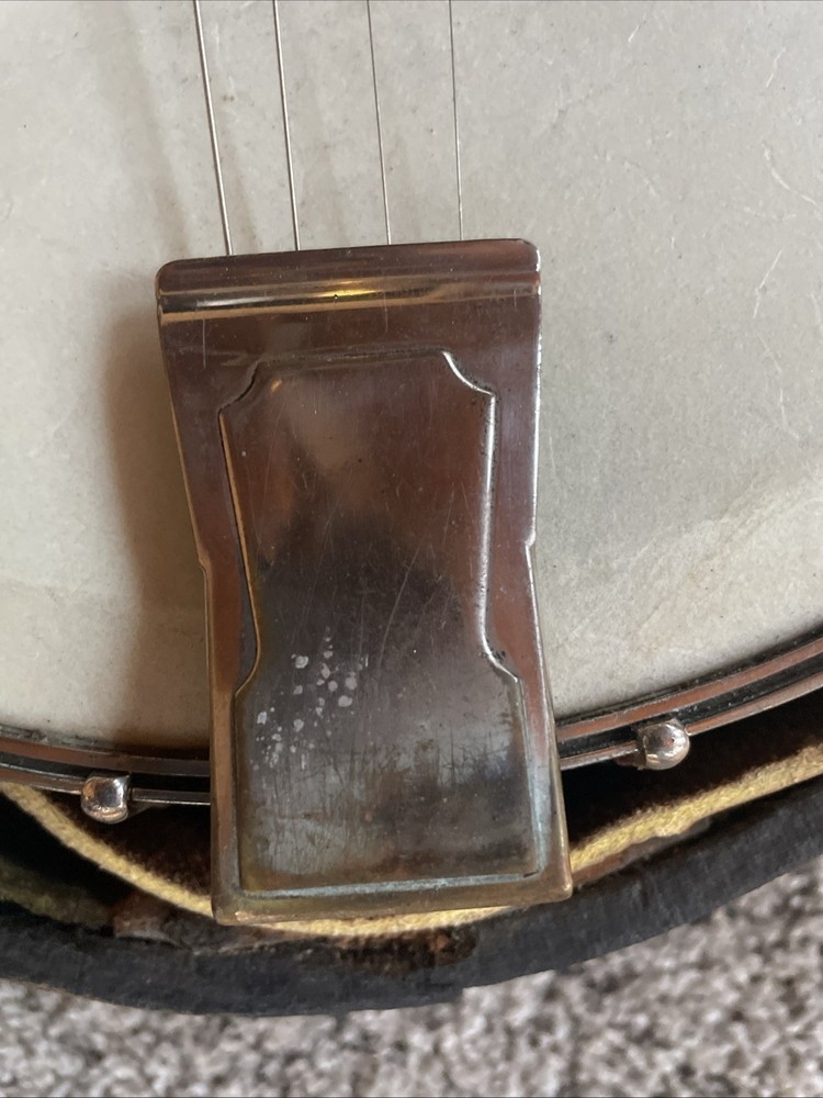 Wurlitzer 4 String Tenor Banjo. Hubcap Back
