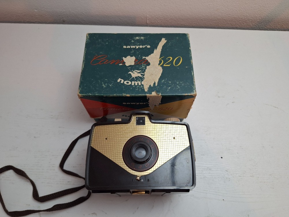 Sawyers Nomad Camera Pak 620 Original Box Untested