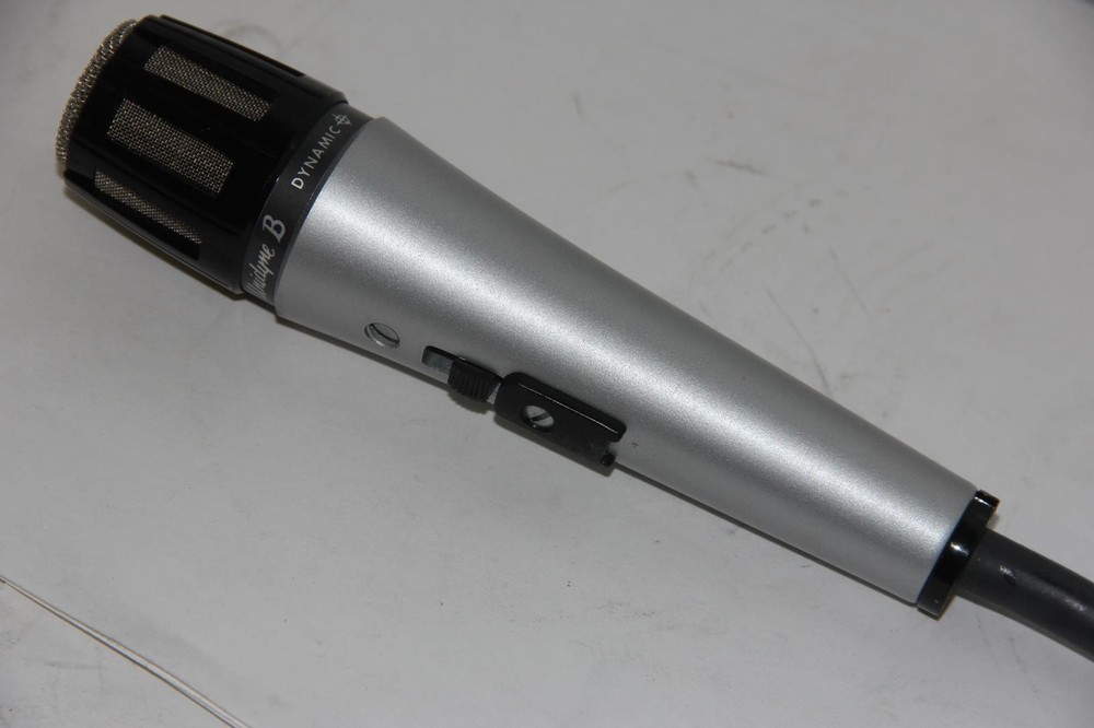 SHURE 515SB Unidirectional Dynamic Microphone "New"