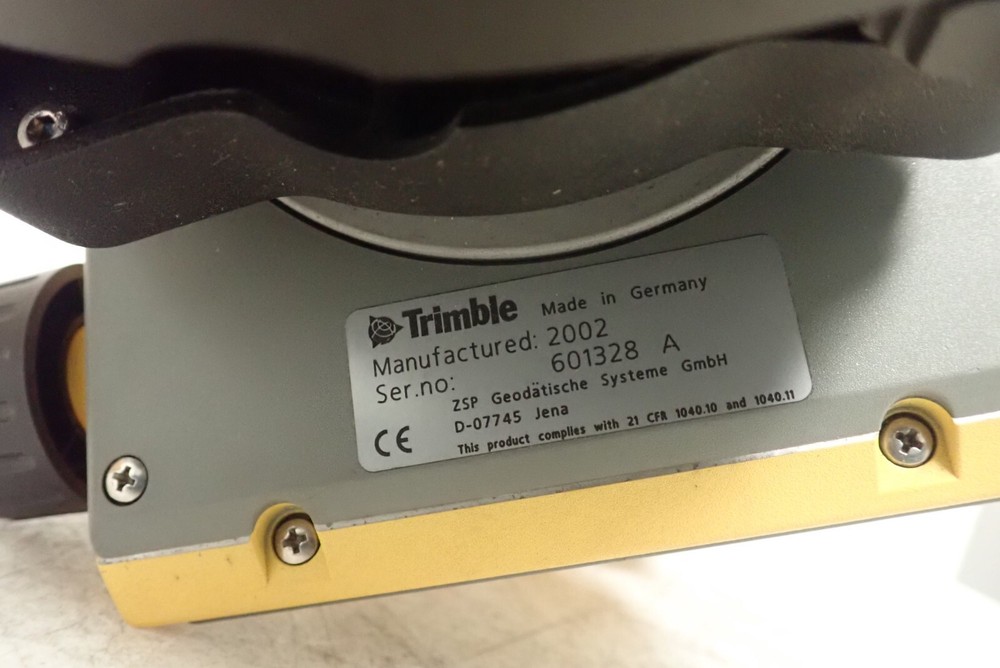 Trimble 3303 DR Direct Reflex Survey Total Station with Case