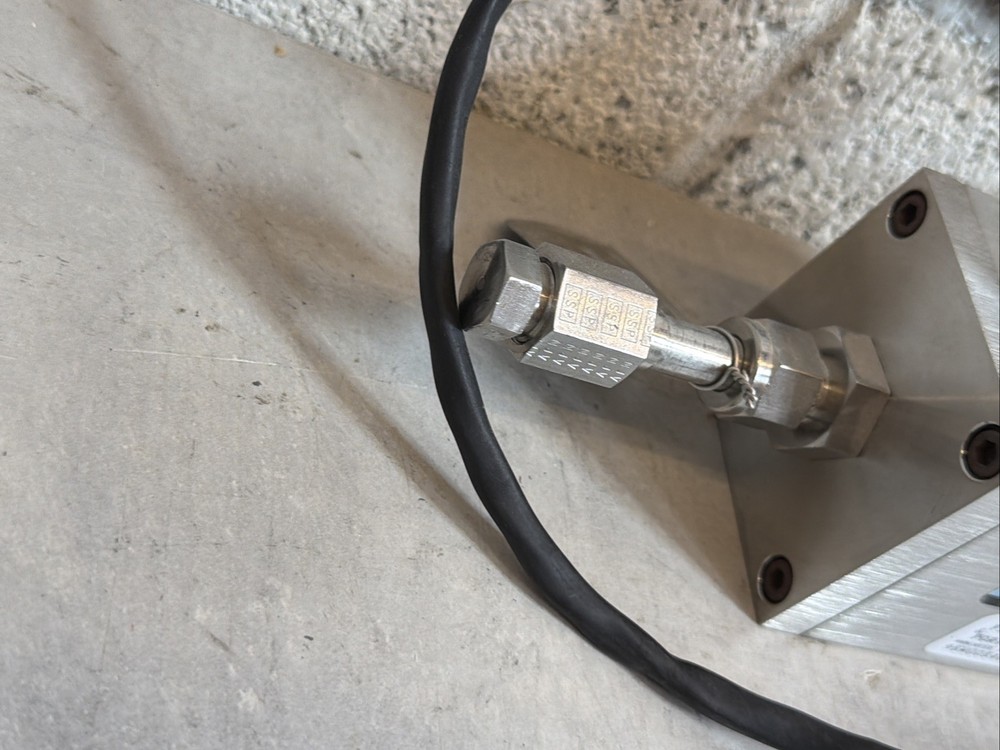 Omega FMA-875A-V Control Valve Mass Flow Controller