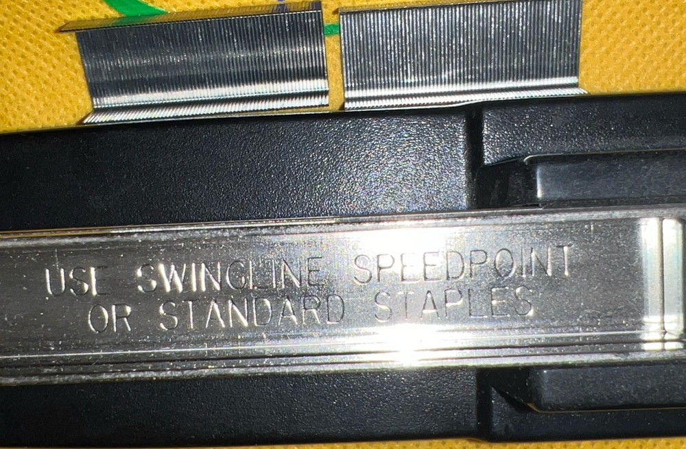 Swingline Durable Desk Stapler Black 546