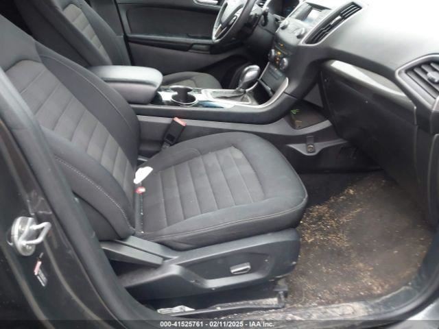 EDGE 2018 Glove Box 4725743