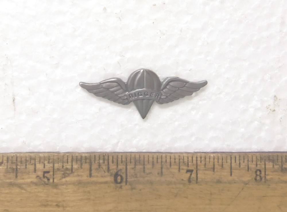 US Army - "Rigger" Wings Pin