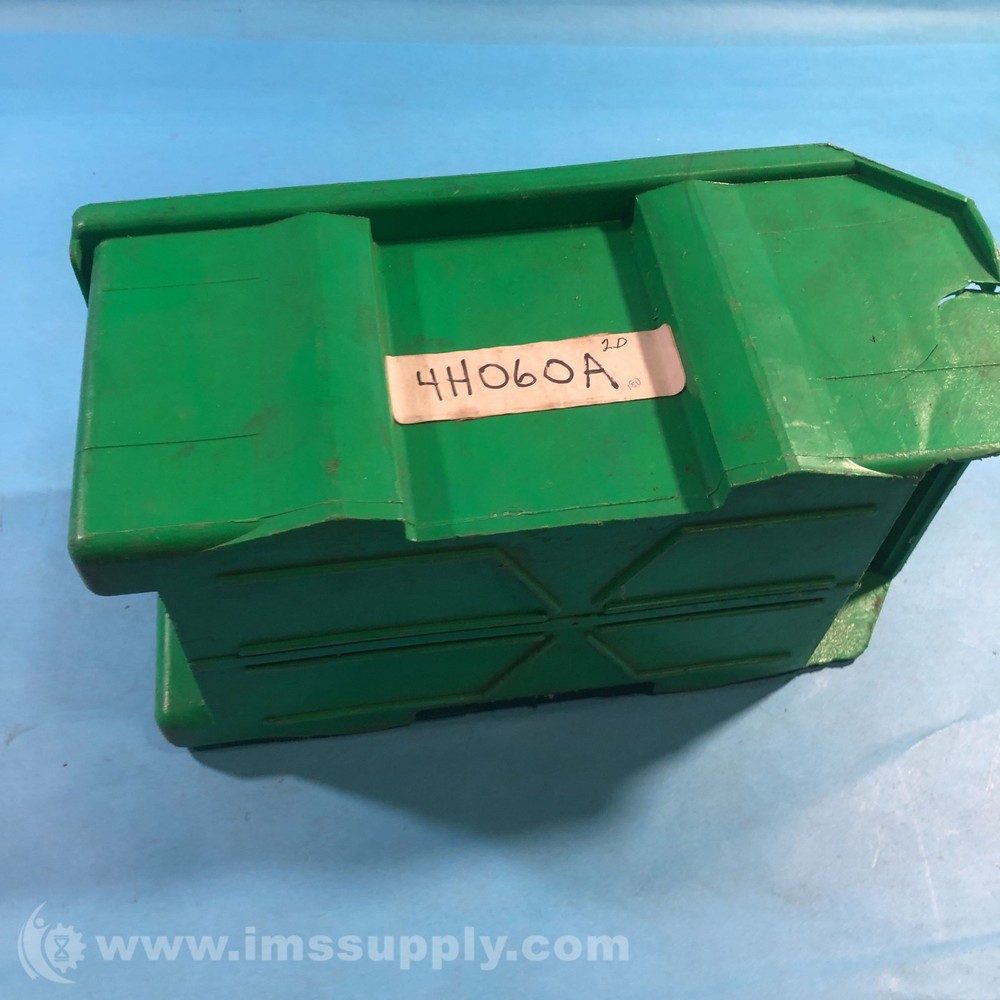 Quantum Storage Systems QUS230 Green Ultra Stack and Hang Bin USIP