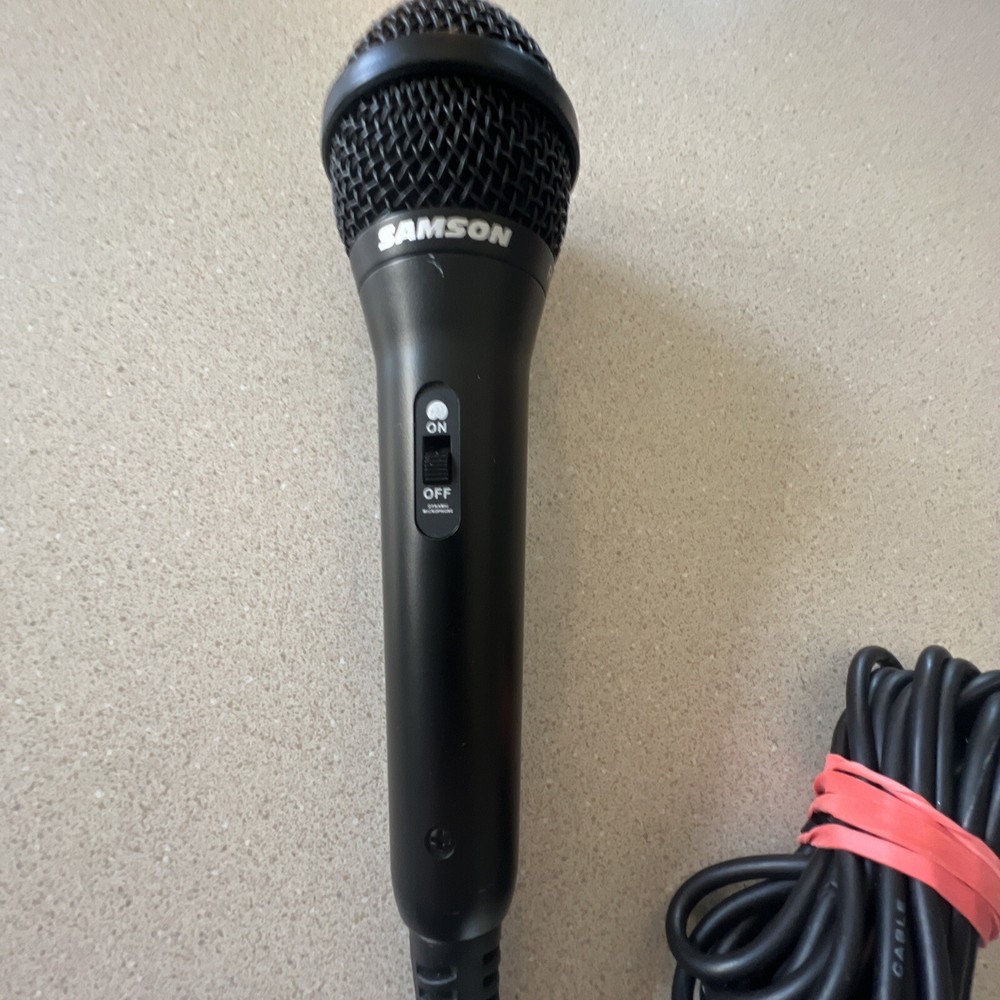 Samson R10s Dynamic Karaoke Vocal Microphone Tested
