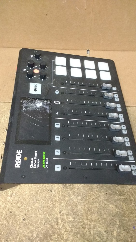 RodeCaster Pro Integrated Podcast Console Class A Servo Biased DAMAGED