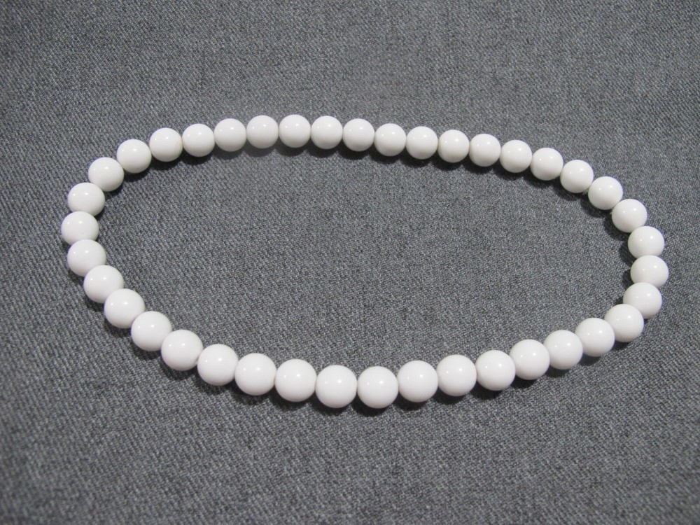 Vintage white plastic 3 bracelet bangles + elastic breaded collar necklace
