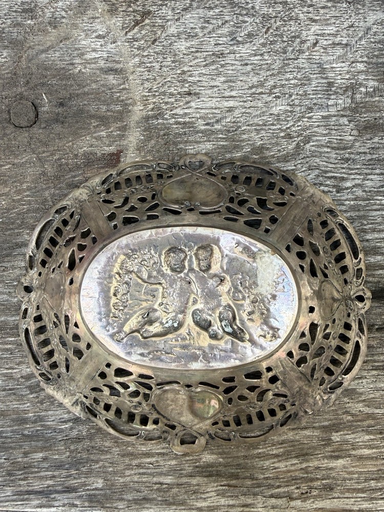 SMALL SILVER CHASED DISH w/ CHERUBS