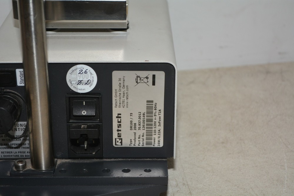 Retsch DR100 Vibratory Feeder #B125