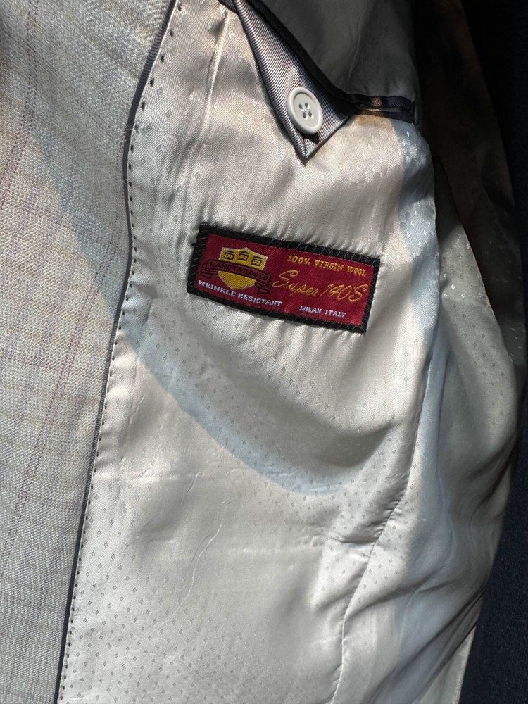 Mantoni Light Gray Checkered Jacket