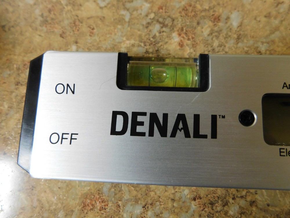 Denali Electronic Angle Protractor Angle Range 0-185° w/ Case & Manual