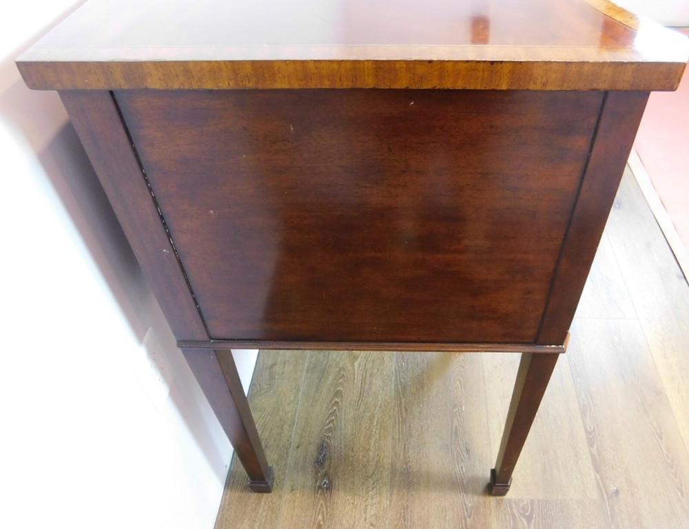 72" Lloyd Buxton Mahogany Serpentine Front Sideboard/Buffet Cabinet