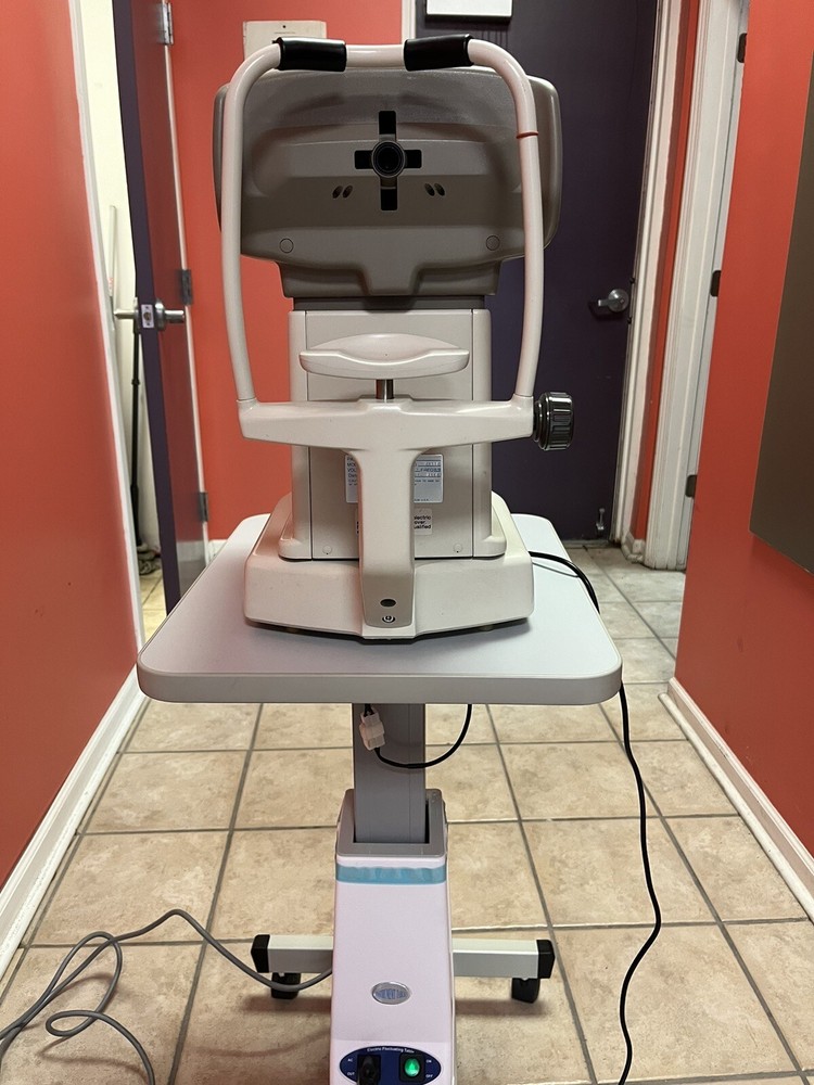 Marco-Nidex Auto Refractor/Keratometer with A Electric Fluctuating Table
