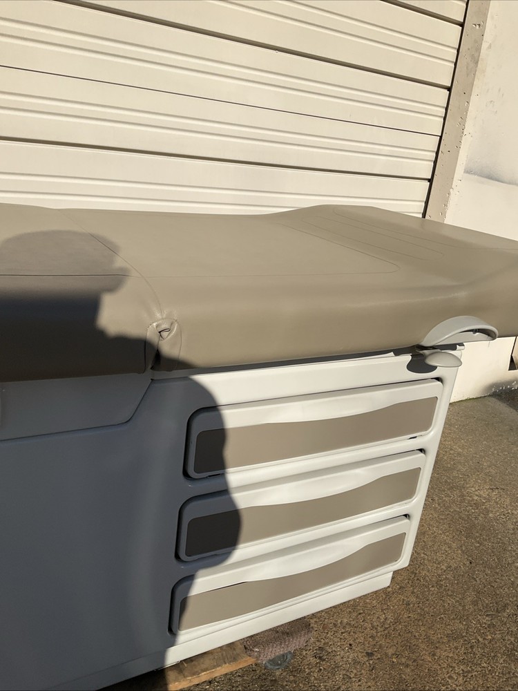 Midmark Ritter 204 Exam Table #204